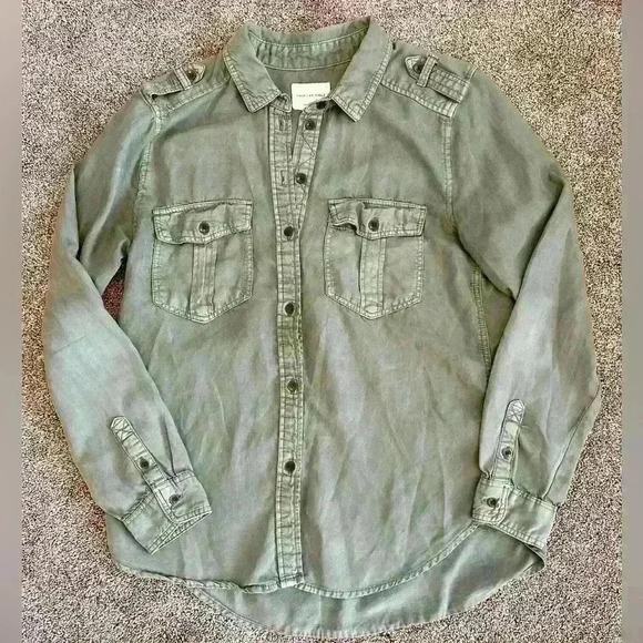 American Eagle Button Down Shirt Size Small - Picture 1 of 7
